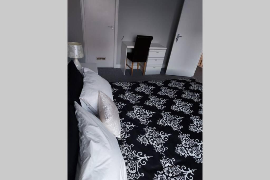 Wonderland Guest House 考文垂 外观 照片