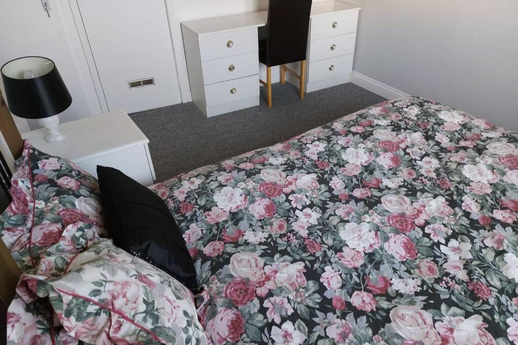 Wonderland Guest House 考文垂 外观 照片